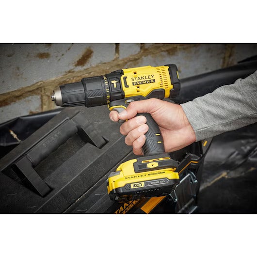 Taladro Percutor Inalámbrico 20v+2 Baterías+cargador Scd711c2k Stanley